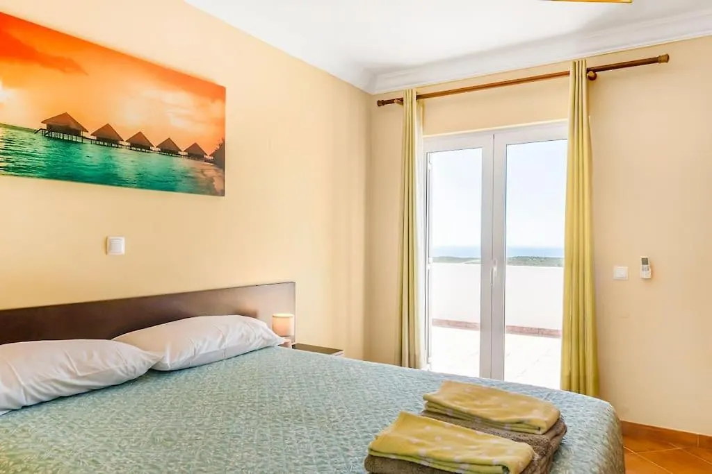 Holiday home Moradia Com Piscina E Vista Mar Villa Aljezur Portugal